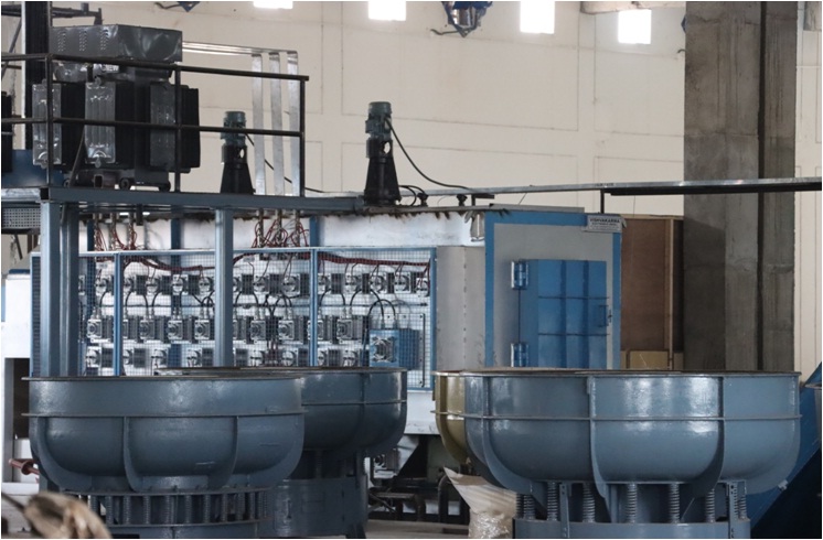 Hand tool manufacturing machinery at Deeps Tools